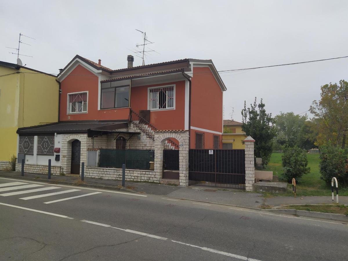 Villa Home Кастеньато Экстерьер фото